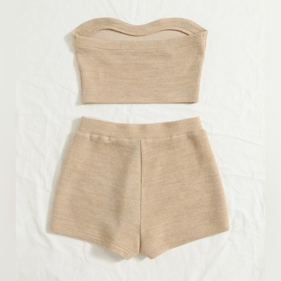 Ribbed Knit Tube Top + Biker Shorts - Picture 2 of 2